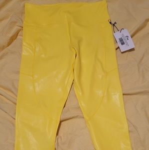Neon yellow metallic pocket light n tight